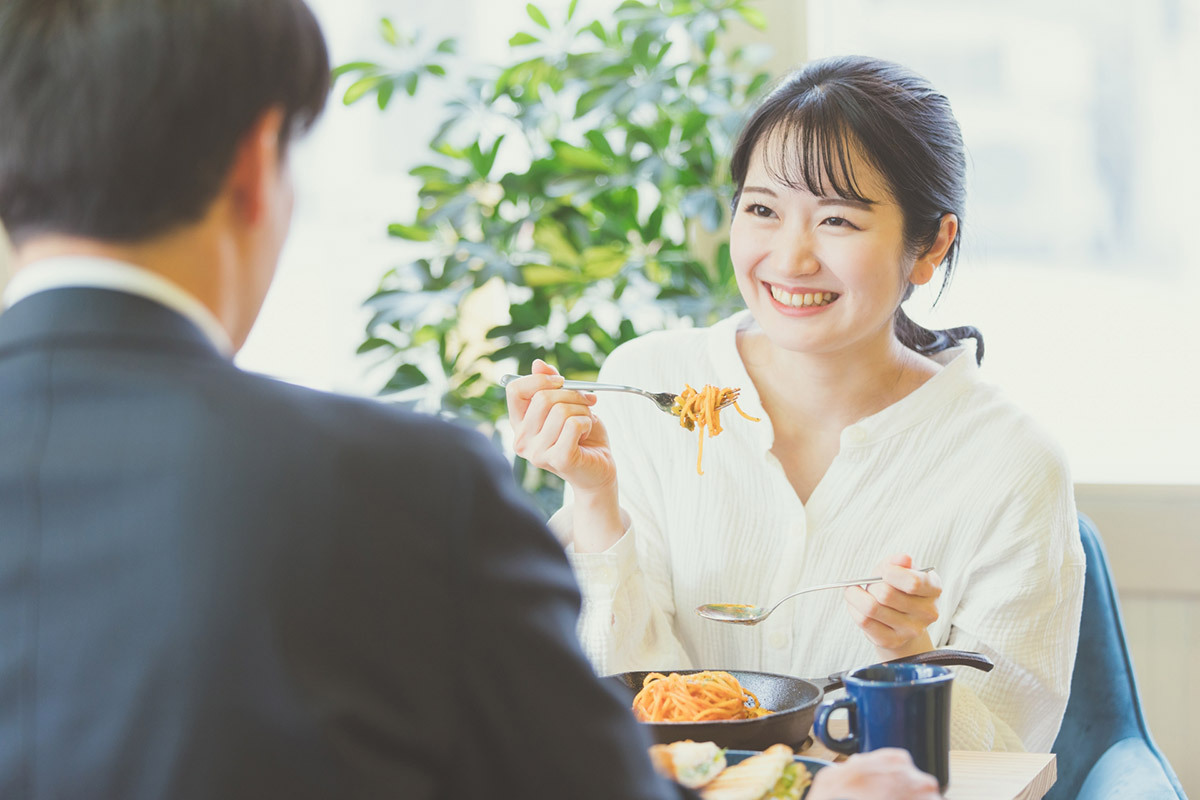女性とのデートイメージ01